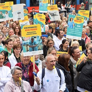 Teaser_Protest_Kassel_25.9.24_Gruppe_Dieter Schachtschneider