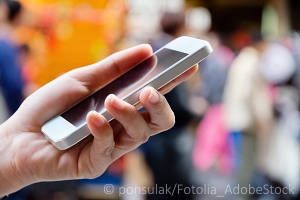 Symbolbild_ePA_Smartphone_AdobeStock_Fotolia